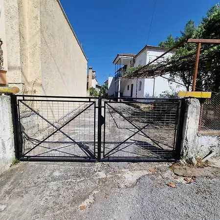 σπίτι στο χωριό Filira