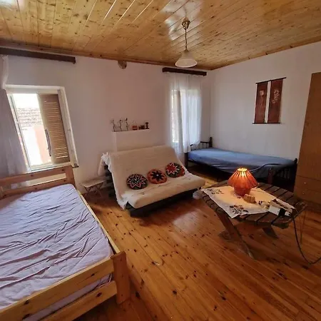 σπίτι στο χωριό Apartmán *