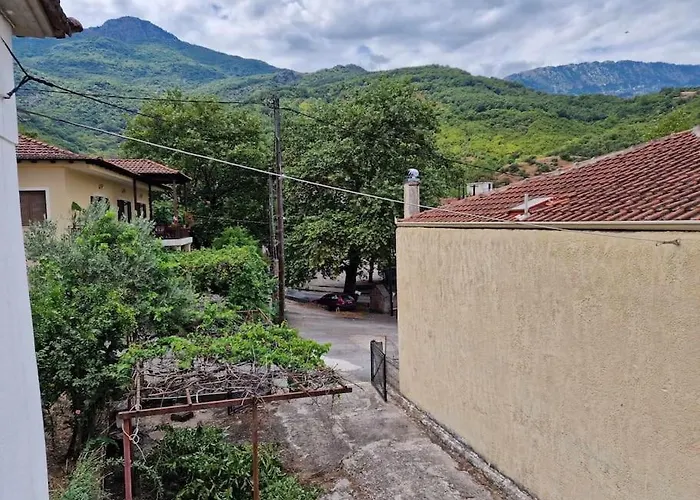 σπίτι στο χωριό Filira